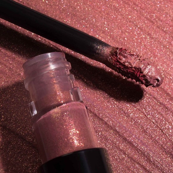 LAST ONE KAT VON D EVERLASTING GLIMMER VEIL LOLITA - Picture 5 of 6